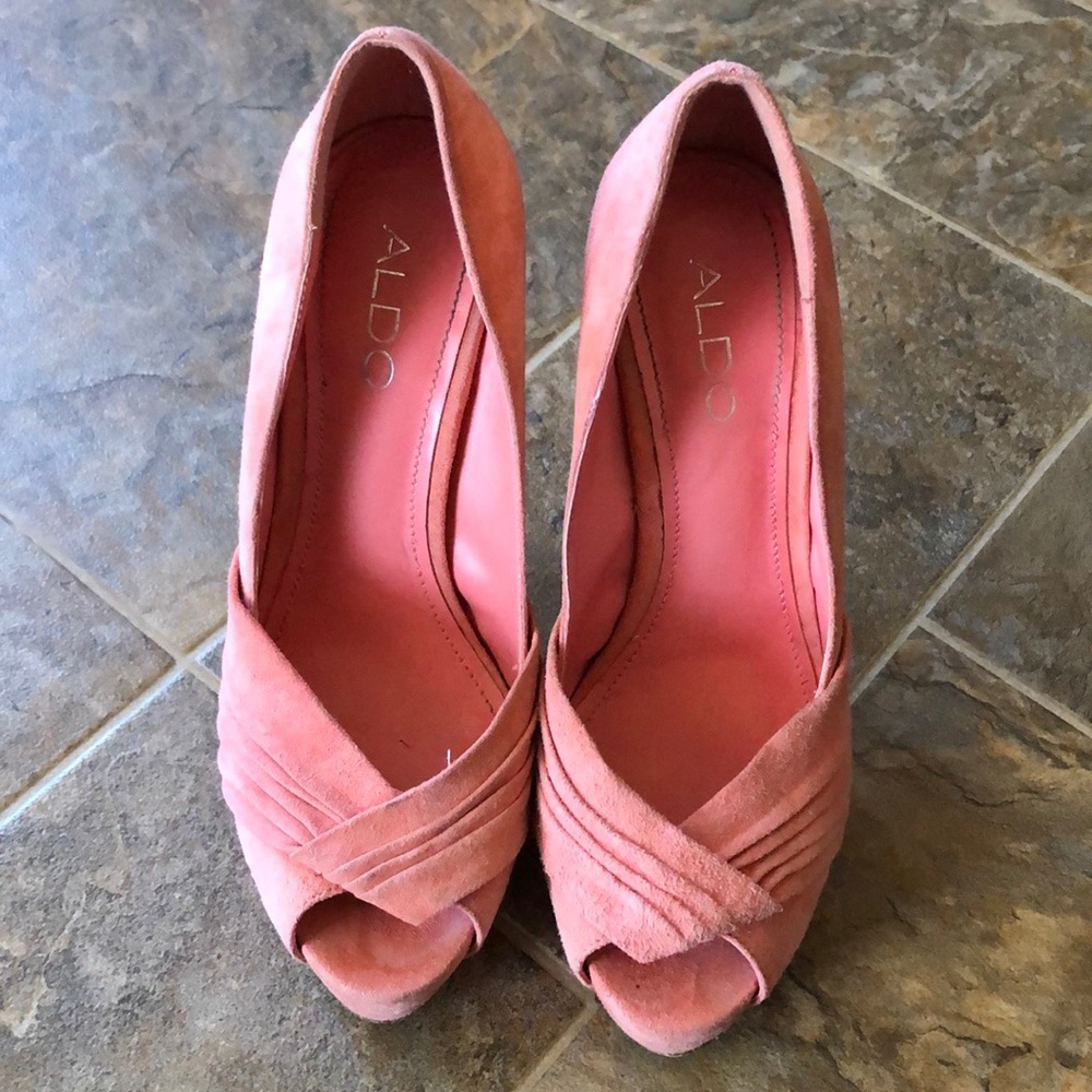 Pink Peep toe Aldo heels